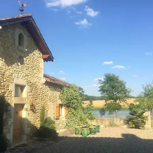https://gite-le-cezan.midi-pyreneeshotels.com